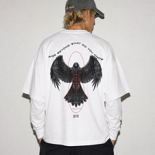 RAVEN KNOWS — Oversized T-Shirt